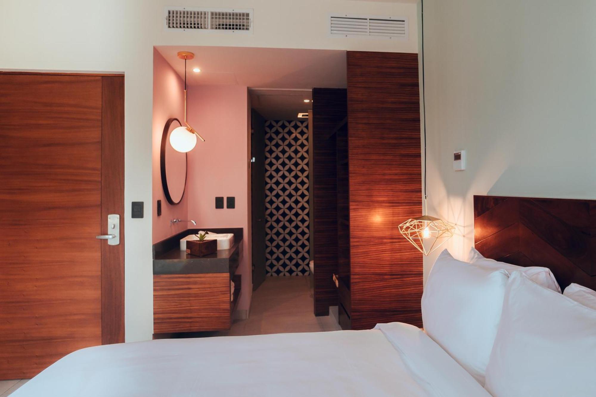 Calixta Hotel Playa del Carmen Bagian luar foto